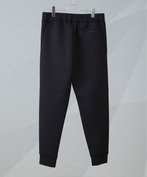 THE NORTH FACE(ザノースフェイス)の「THE NORTH FACE/Tech Air Sweat Jogger Pant(スウェットパンツ・メンズ・ブラック/チャコール・L/M/S)」の4枚目の写真