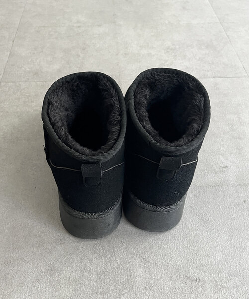 CPCM（シーピーシーエム）の「厚底ムートンブーツ（ブーツ・レディース・ブラック/キャメル・LARGE/SMALL/MEDIUM）」の6枚目の写真