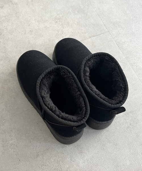 CPCM（シーピーシーエム）の「厚底ムートンブーツ（ブーツ・レディース・ブラック/キャメル・LARGE/SMALL/MEDIUM）」の8枚目の写真