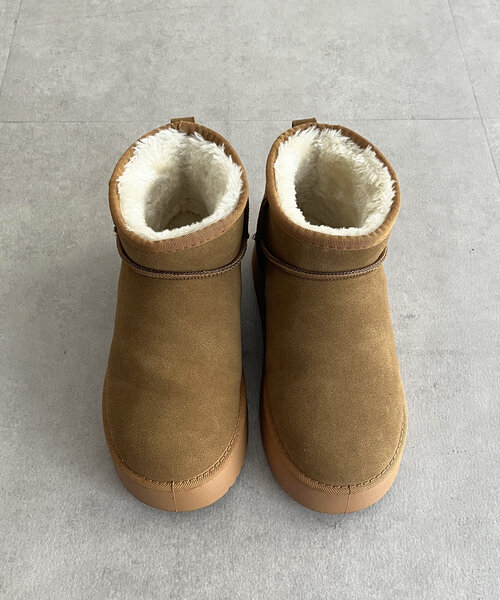 CPCM（シーピーシーエム）の「厚底ムートンブーツ（ブーツ・レディース・ブラック/キャメル・LARGE/SMALL/MEDIUM）」の11枚目の写真