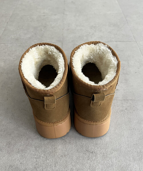 CPCM（シーピーシーエム）の「厚底ムートンブーツ（ブーツ・レディース・ブラック/キャメル・LARGE/SMALL/MEDIUM）」の13枚目の写真