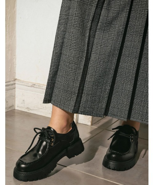 Re:EDIT（リエディ）の「レースアップローファー（ローファー・レディース・ブラック/ブラウン・SMALL/MEDIUM/LARGE/X-LARGE）」の3枚目の写真