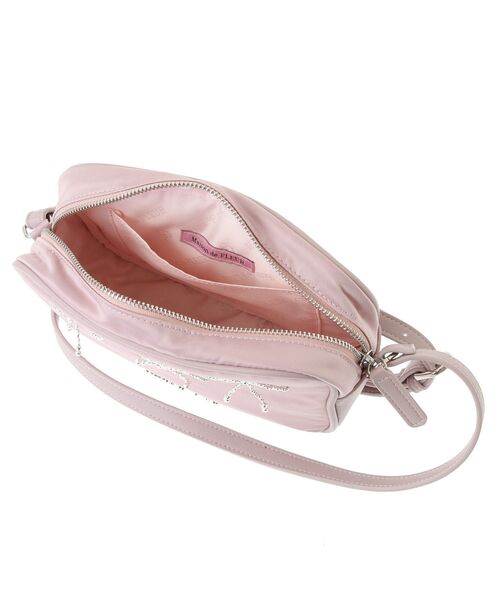 Maison de FLEUR(メゾンドフルール)の「ビジューリボンスクエアポシェット(ショルダーバッグ・レディース・ブラック/アイボリー/ピンク・FREE)」の17枚目の写真