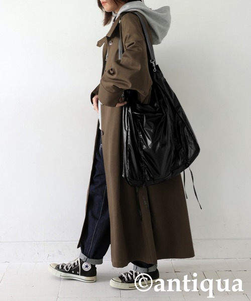 antiqua(アンティカ)の「キャンディーショルダーバッグ(ショルダーバッグ・レディース・ブラック/シルバー・ONESIZE)」の4枚目の写真