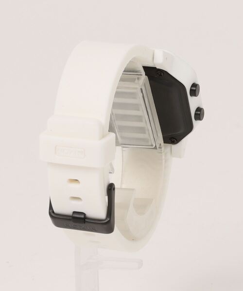 NIXON(ニクソン)の「【NIXON/ニクソン】Siren/サイレン 時計 デジタル 電池式 タイド機能(デジタル腕時計・メンズ・ホワイト系その他/ピンク系その他・FREE)」の3枚目の写真
