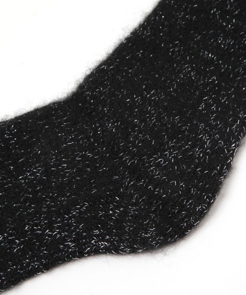 LAKOLE（ラコレ）の「クルーラメシャギーソックス / 133557（ソックス/靴下・レディース・オフホワイト/グレー/ブラック・FREE）」の5枚目の写真