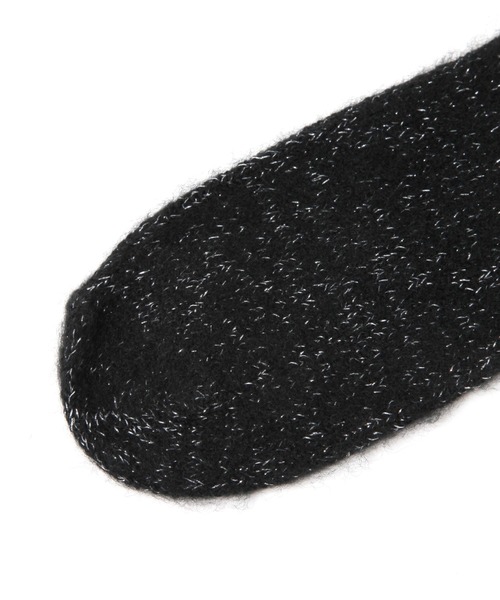 LAKOLE（ラコレ）の「クルーラメシャギーソックス / 133557（ソックス/靴下・レディース・オフホワイト/グレー/ブラック・FREE）」の6枚目の写真