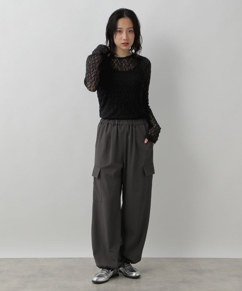 LOWRYS FARM(ローリーズファーム)の「レースプルオーバーLS 233334(Tシャツ/カットソー・レディース・ブラック/オフホワイト/ネイビー・FREE)」の7枚目の写真