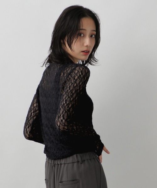 LOWRYS FARM(ローリーズファーム)の「レースプルオーバーLS 233334(Tシャツ/カットソー・レディース・ブラック/オフホワイト/ネイビー・FREE)」の10枚目の写真