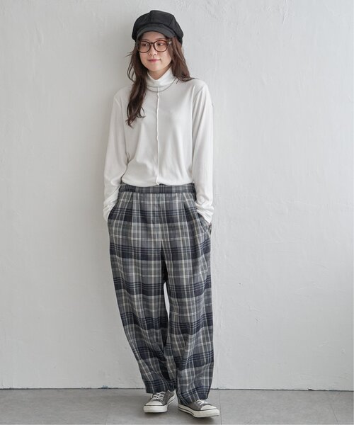 LBC(エルビーシー)の「クシュスリーブクシュネックロンT(Tシャツ/カットソー・レディース・ブラック/その他30/ネイビー/ホワイト/オリーブ・L/M)」の7枚目の写真