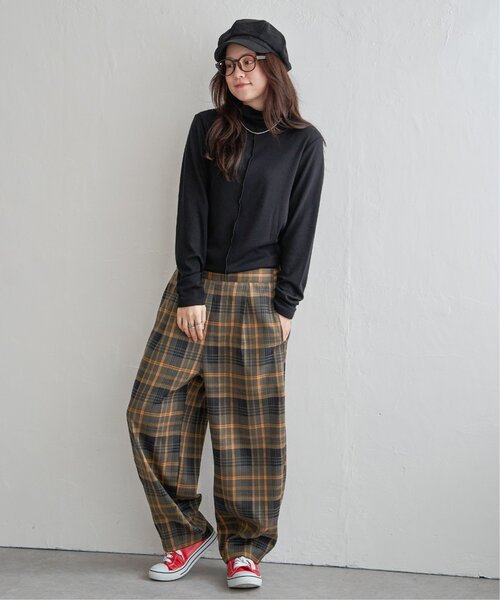 LBC(エルビーシー)の「クシュスリーブクシュネックロンT(Tシャツ/カットソー・レディース・ブラック/その他30/ネイビー/ホワイト/オリーブ・L/M)」の10枚目の写真