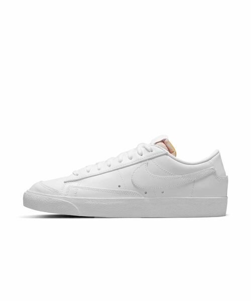 NIKE(ナイキ)の「ナイキ ブレーザー LOW '77 ウィメンズシューズ / Nike Blazer Low '77 Women's Shoe DC4769-101 White(スニーカー・レディース・ホワイト・22/22.5/23/23.5/24/24.5/25/25.5/26/26.5/27/27.5/28/28.5/29)」の1枚目の写真