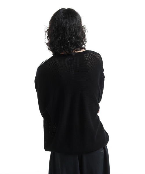Y-3（ワイスリー）の「U GFX KNIT CREW（ニット/セーター・メンズ・ブラック・X-LARGE/LARGE/MEDIUM/SMALL/X-SMALL/XX-SMALL/XX-LARGE）」の4枚目の写真