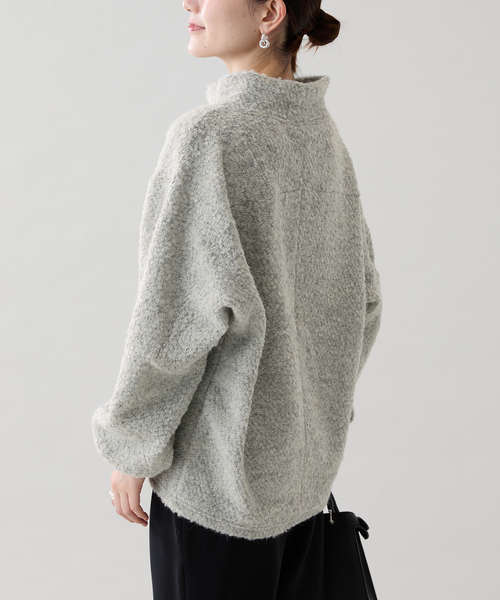 VERMEIL par iena(ヴェルメイユパーイエナ)の「《WEB・一部店舗限定》アルパカ混ループプルオーバー(ニット/セーター・レディース・ホワイト/ライトグレー・FREE)」の4枚目の写真
