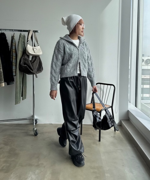 SHAGGIE（シャギー）の「ダブルジップケーブル編みニット（ニット/セーター・レディース・ベージュ/ピンク/グレー・FREE）」の9枚目の写真