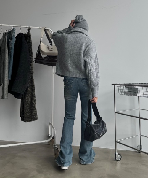 SHAGGIE（シャギー）の「ダブルジップケーブル編みニット（ニット/セーター・レディース・ベージュ/ピンク/グレー・FREE）」の5枚目の写真