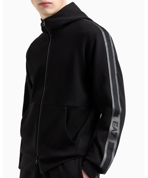 EMPORIO ARMANI EA7（エンポリオアルマーニイーエーセブン）の「【エンポリオ アルマーニ EA7】Logo Series フード付きスウェットシャツ コットンジャージー（スウェット・メンズ・キナリ/ブラック/サンドグレー・SMALL/LARGE/MEDIUM/X-LARGE/X-SMALL）」の13枚目の写真