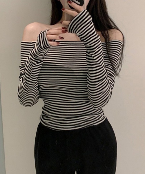 Lace Ladies(レースレディース)の「オフショルダー ボーダー 長袖 カットソー Tシャツ(Tシャツ/カットソー・レディース・グレー/ブラック・FREE)」の9枚目の写真