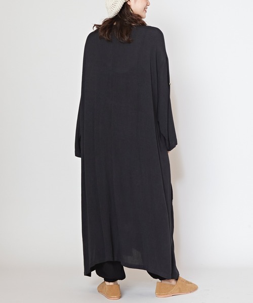 チャイハネ（チャイハネ）の「【チャイハネ】メンヘンディ刺繍ワンピース（ワンピース・レディース・ベージュ/ホワイト/ブラック・FREE）」の9枚目の写真