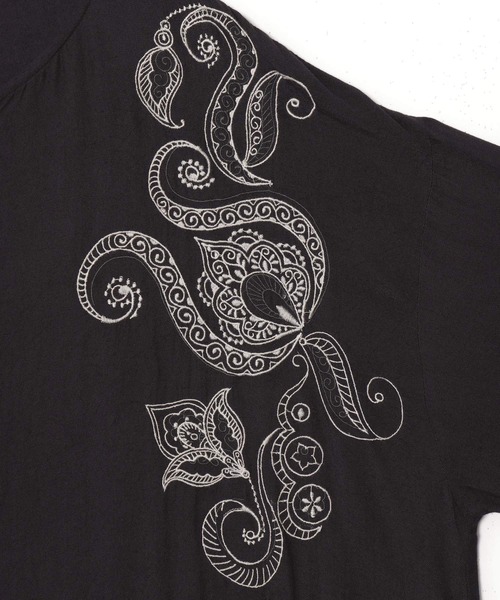 チャイハネ（チャイハネ）の「【チャイハネ】メンヘンディ刺繍ワンピース（ワンピース・レディース・ベージュ/ホワイト/ブラック・FREE）」の15枚目の写真