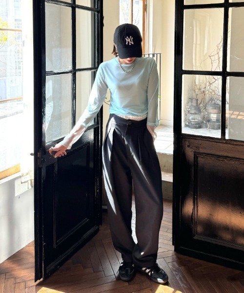 DONOBAN（ドノバン）の「バイカラーシアートップス【クルーネック】（Tシャツ/カットソー・レディース・ブラック系その他/ブラック/アイボリー/ブルーグレー/ネイビー/ホワイト系その他・ONE）」の9枚目の写真