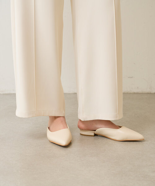 Jena espace merveilleux（ジェナ　エスパスメルヴェイユ）の「ポインテッドオープンパンプス（パンプス・レディース・アイボリー/シルバー・LARGE/MEDIUM）」の9枚目の写真