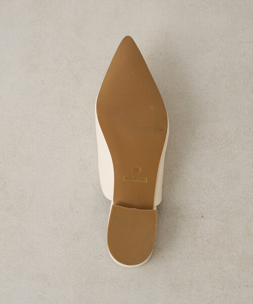 Jena espace merveilleux（ジェナ　エスパスメルヴェイユ）の「ポインテッドオープンパンプス（パンプス・レディース・アイボリー/シルバー・LARGE/MEDIUM）」の5枚目の写真