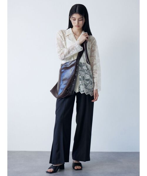 MURUA（ムルーア）の「【WEB限定】レースシャツチュニック（シャツ/ブラウス・レディース・アイボリー/ブラック・FREE）」の9枚目の写真