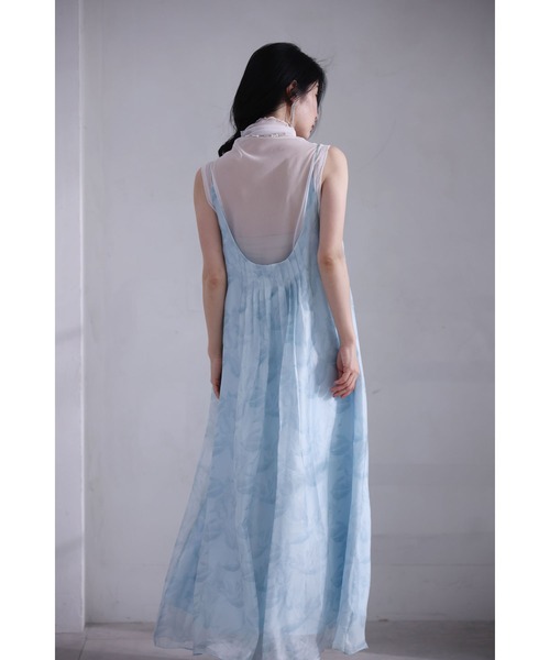 水面に揺れるリーフ柄のシフォンロングワンピース（ワンピース