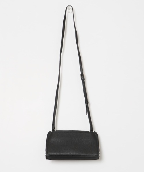 URBAN RESEARCH ROSSO WOMEN(アーバンリサーチ ロッソ)の「スリムショルダーバッグ(ショルダーバッグ・レディース・ブラック/ベージュ系その他/シルバー・-)」の9枚目の写真