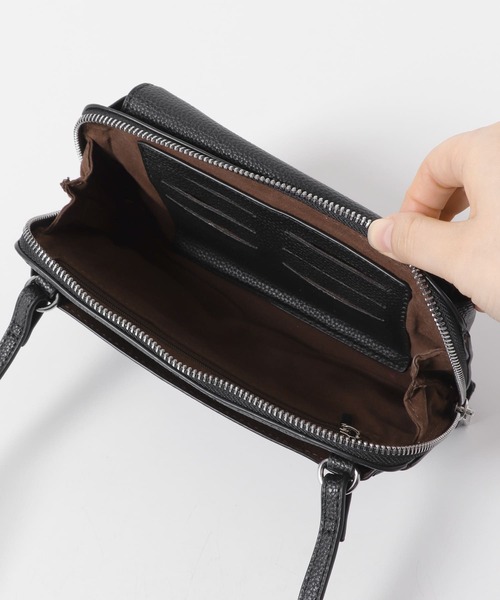 URBAN RESEARCH ROSSO WOMEN(アーバンリサーチ ロッソ)の「スリムショルダーバッグ(ショルダーバッグ・レディース・ブラック/ベージュ系その他/シルバー・-)」の12枚目の写真