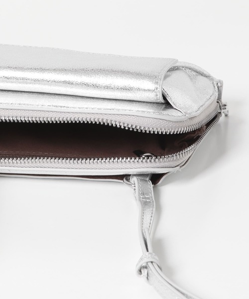 URBAN RESEARCH ROSSO WOMEN(アーバンリサーチ ロッソ)の「スリムショルダーバッグ(ショルダーバッグ・レディース・ブラック/ベージュ系その他/シルバー・-)」の14枚目の写真