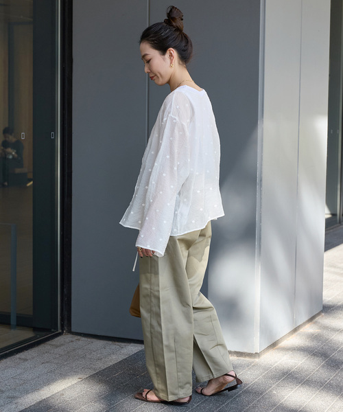 B.C STOCK(ベーセーストック)の「手洗い可 / ドット刺繍リボンブラウス(シャツ/ブラウス・レディース・ブラック/ホワイト・FREE)」の17枚目の写真