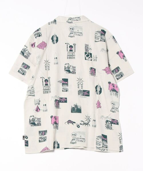 美品　VOLCOM ボルコム 半袖シャツ 総柄　ゆるだぼ VOLCOM シャツ ボルコム 半袖 和柄 総柄 ボックスシルエット