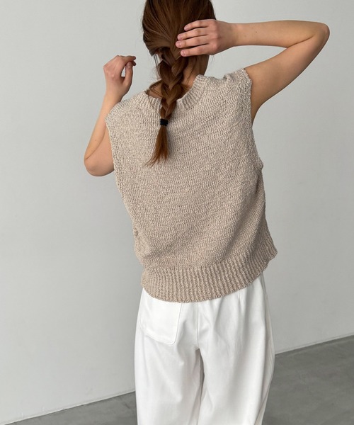 CANAL JEAN（キャナルジーン）の「El mar　Vネックニットベスト（ベスト・レディース・ベージュ/ホワイト/ブラック・ONE SIZE）」の11枚目の写真