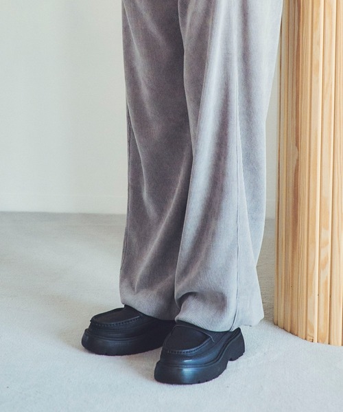SHAKA(シャカ)の「SHAKA キルト ローファー ミュール チャンキー KILT LOAFER MULE CHUNKY 2WAY(ローファー・レディース・ブラック/キナリ・23/24/25/26)」の6枚目の写真