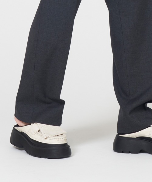 SHAKA(シャカ)の「SHAKA キルト ローファー ミュール チャンキー KILT LOAFER MULE CHUNKY 2WAY(ローファー・レディース・ブラック/キナリ・23/24/25/26)」の17枚目の写真