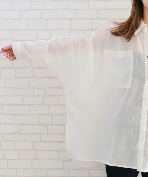 aquagarage（アクアガレージ）の「シアーBIGシャツ（シャツ/ブラウス・レディース・ベージュ/ブラック/アイボリー・M）」の11枚目の写真