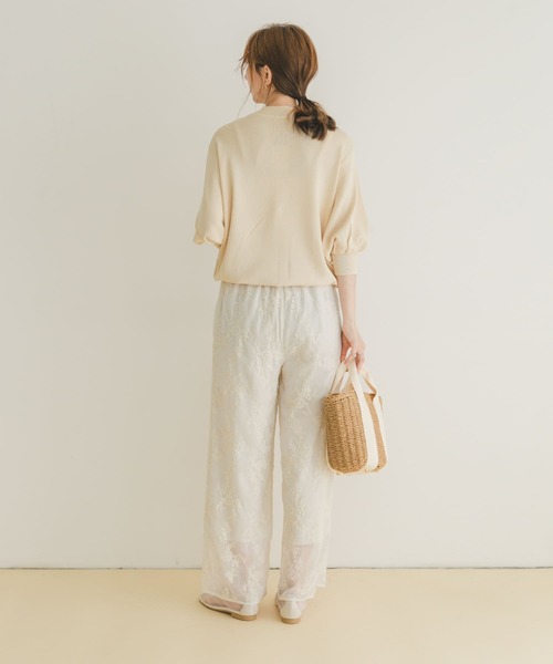 ITEMS URBANRESEARCH（アイテムズ アーバンリサーチ）の「ソウバリボリュームスリーブニット（ニット/セーター・レディース・ホワイト系その他/ブルー/オフホワイト/ブラック・FREE）」の11枚目の写真