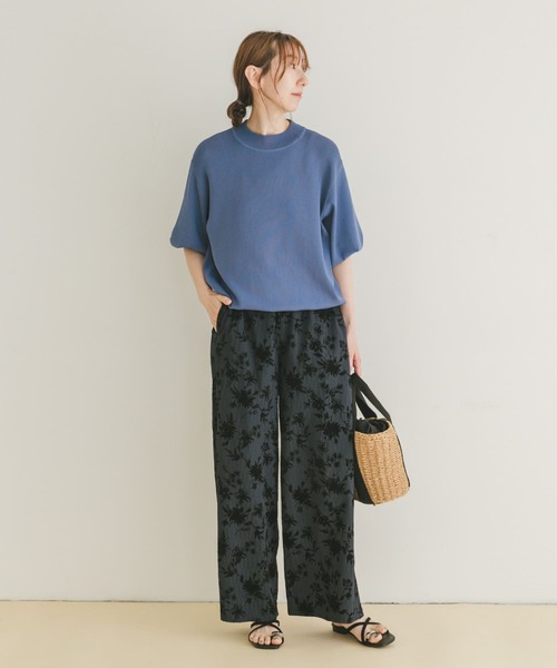 ITEMS URBANRESEARCH（アイテムズ アーバンリサーチ）の「ソウバリボリュームスリーブニット（ニット/セーター・レディース・ホワイト系その他/ブルー/オフホワイト/ブラック・FREE）」の22枚目の写真