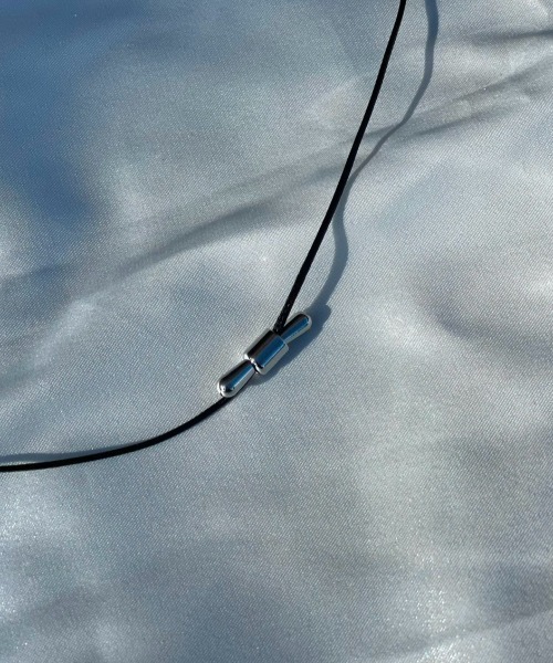 ciite'（シーテ）の「メタルトップ シンプルコードチョーカー / ネックレス（チョーカー・レディース・ゴールド/シルバー・FREE）」の18枚目の写真