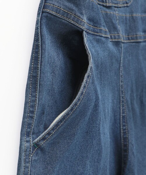 BRANSHES(ブランシェス)の「【ベビーとリンクコーデ】デニムサロペット(サロペット/オーバーオール・キッズ・ネイビー・90/110/100/140/130/150/120)」の4枚目の写真