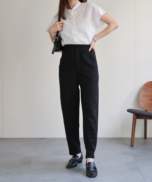 CREARE -LINO-(クレアーレリノ)の「〈レディース商品〉スウェットテーパードパンツ(スウェットパンツ・レディース・チャコールグレー/グレー/オフホワイト/カーキ/ブラック・FREE)」の13枚目の写真