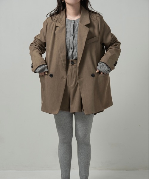 lawgy（ラウジー）の「simple jacket pleats pants set up / シンプルジャケットプリーツパンツセットアップ（セットアップ・レディース・グレー/ベージュ・FREE）」の2枚目の写真