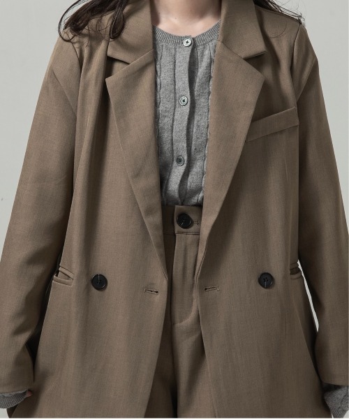 lawgy（ラウジー）の「simple jacket pleats pants set up / シンプルジャケットプリーツパンツセットアップ（セットアップ・レディース・グレー/ベージュ・FREE）」の3枚目の写真