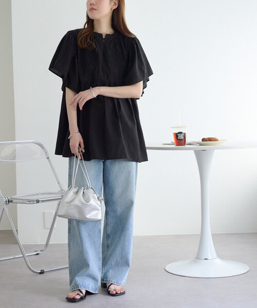 DISCOAT(ディスコート)の「コード刺繍ブラウス(シャツ/ブラウス・レディース・アイボリー/ブラック/モカ・FREE)」の13枚目の写真