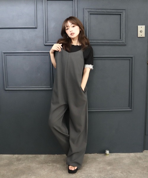 CECIL McBEE(セシルマクビー)の「ダブルストラップサロペット(サロペット/オーバーオール・レディース・アイボリー/ブラック/チャコールグレー・MEDIUM)」の5枚目の写真