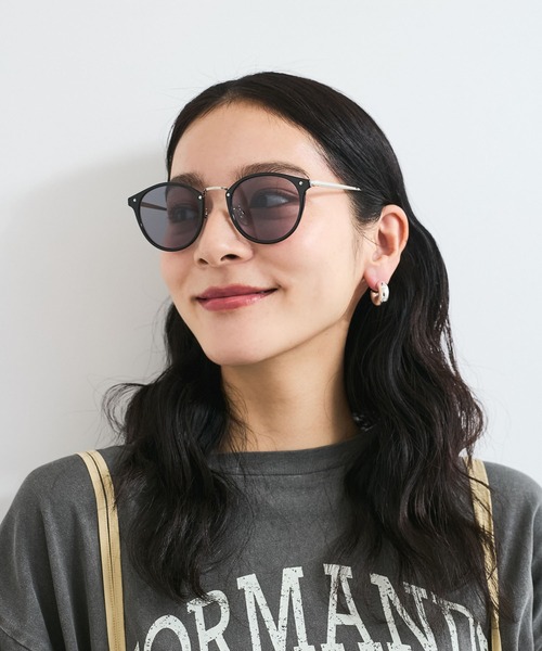 VIS（ビス）の「カラーファッショングラス（サングラス・レディース・ベージュ系その他2/ブラウン系その他2/ブラック系その他・FREE）」の2枚目の写真