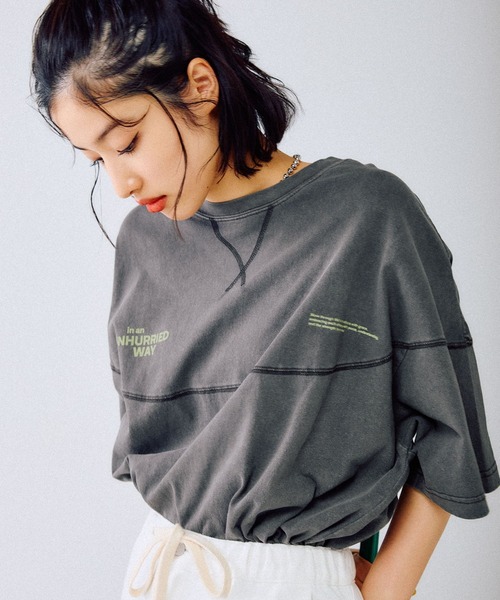 LEPSIM(レプシィム)の「バックロゴフットボールT 455617(Tシャツ/カットソー・レディース・ブラック/オフホワイト/イエロー・FREE)」の4枚目の写真