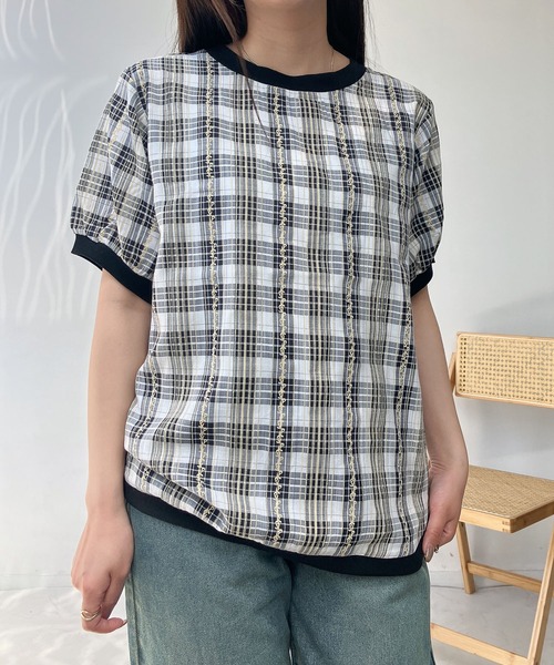 AS KNOW AS plus(アズノゥアズプラス)の「●裾マルっと サイドボタンリブ半袖プルオーバー(Tシャツ/カットソー・レディース・ブラック系/ブルー系/オフホワイト/ホワイト系/ブラック/ブルー系1/ブラック系2/ブルー系2/ホワイト系2・FREE)」の5枚目の写真